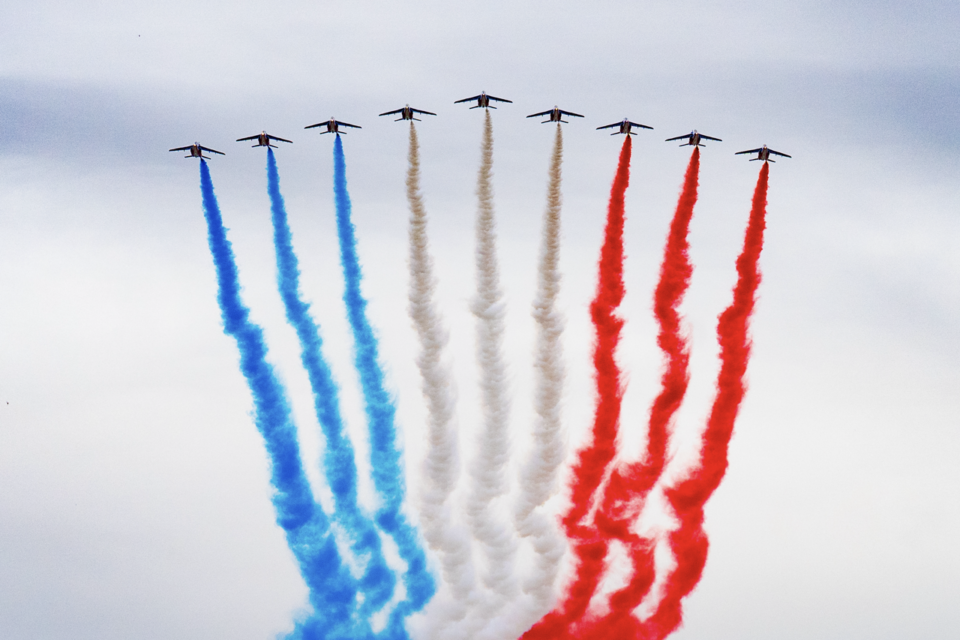 patrouille-de-france-960x640.webp
