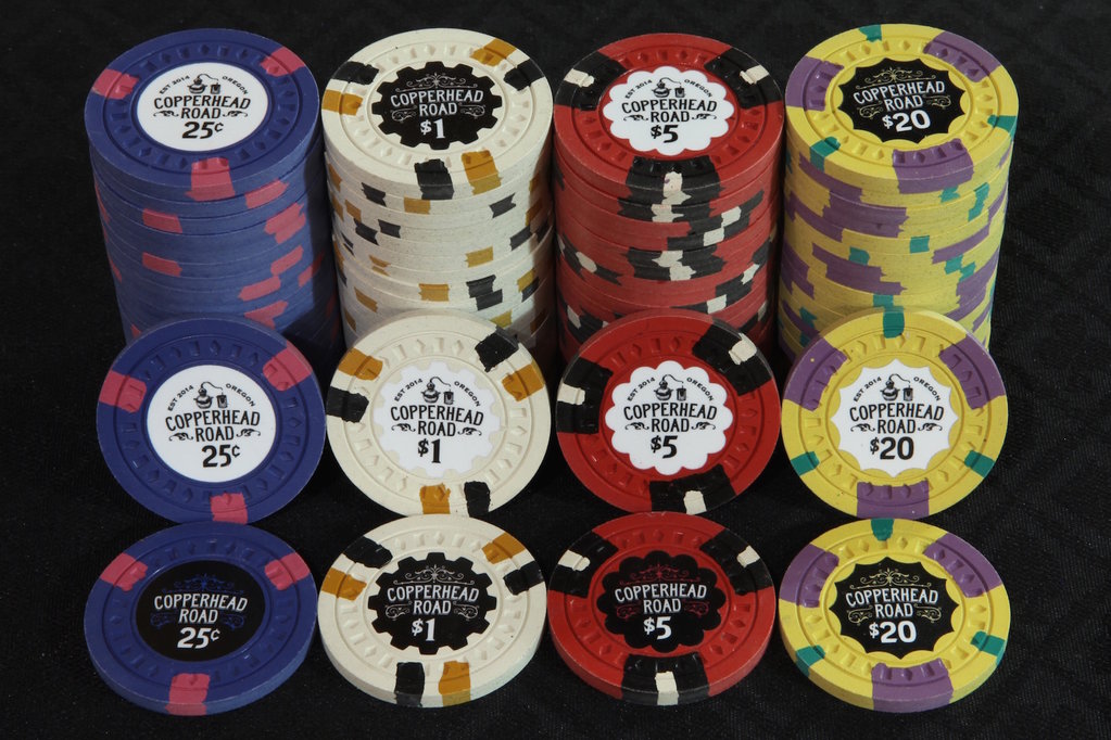 poker chips 2.jpg