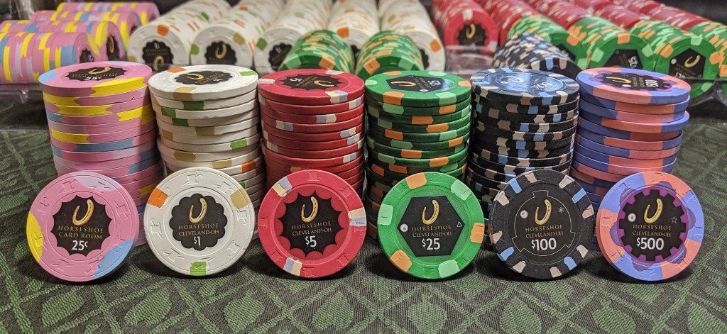 Poker Set 1.jpg