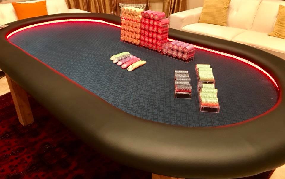 Poker table.jpg