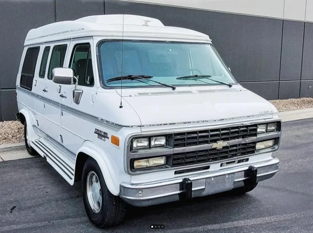 Seinfeld-Van.webp