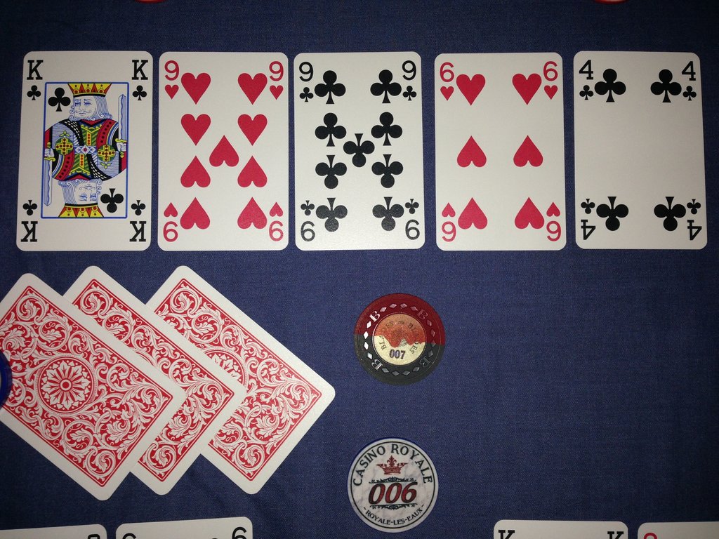 TABLE 6 016.JPG