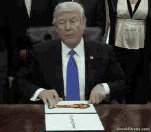 tenor (1).gif