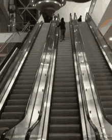 tenor(12).gif