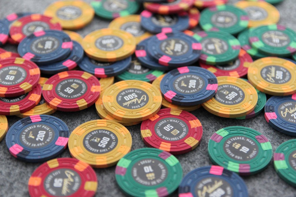 the-dude-abides-poker-chips-009.jpg