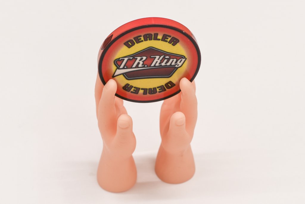 TRK-dealer-button_001.jpg