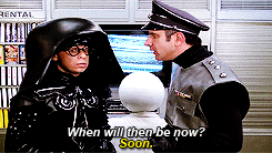 tumblr_ngoznzXkSw1qlvq41o8_250.gif