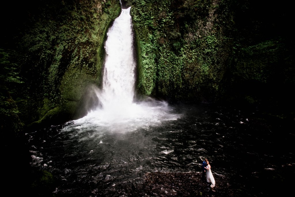 wahclella-falls-columbia-river-gorge-elopement-photographer-260.jpg