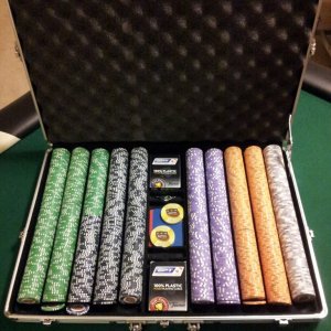 Yak Tourney Chips - 1000 in the travel case