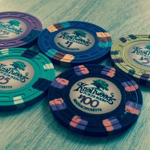 Classic Poker Chips - Knollwoods Poker Room (Massachusetts)