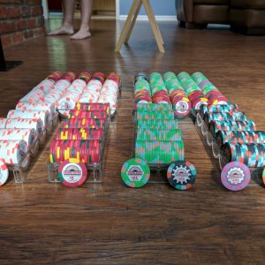 1000 Casino Aztar (Evansville, Indiana) Primaries Chip Set