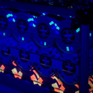 600ct Carrier Blacklight