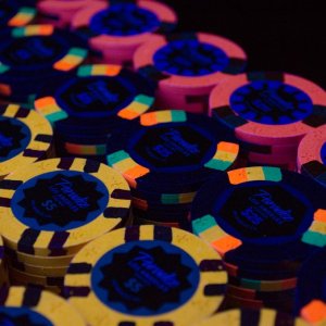 Barrels: Macro (Blacklight)