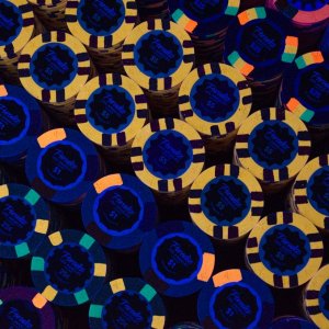 Barrels: Zoom (Blacklight)