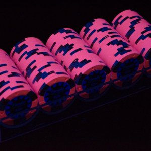 Rack: $2.50 Snapper (Blacklight)