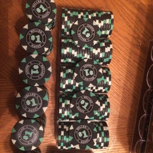 8V $1 dollar  012.JPG