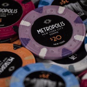 Metropolis | $20 Front