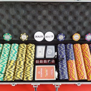 Chips Palace - Complete set with case