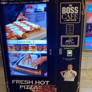 Pizza machine