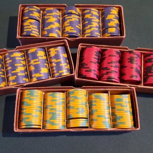 Illegal card room. MD50 striped cash set