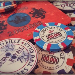 Classic Poker Chips - Phantom's Casino Royale (Royale-Les-Eaux)