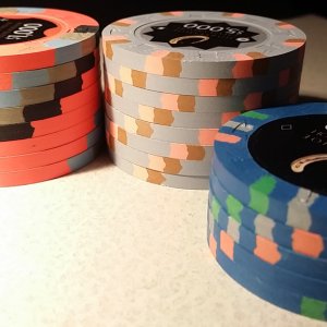 horseshoe cleveland poker chips stacks3