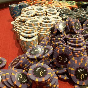 Horseshoe Casino - Cleveland Secondary Poker Chips