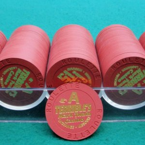 Paulson Terrible's Mark Twain Casino (Lagrange, MO) - Roulette chips set