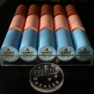 Paulson Terrible's Mark Twain Casino (Lagrange, MO) - Roulette chips set