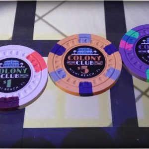 Classic Poker Chips - Colony Club (Miami Beach, FL) sample set