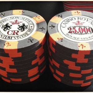 Classic Poker Chips - Casino Royale (Royale-les-Eaux)