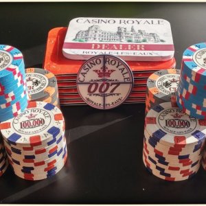 Classic Poker Chips - Casino Royale (Royale-les-Eaux)