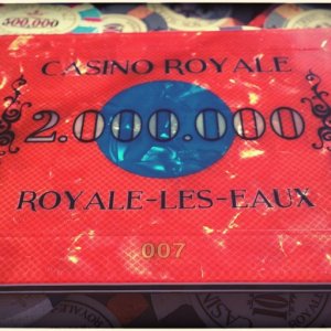 Classic Poker Chips - Casino Royale (Royale-les-Eaux)