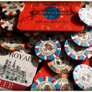 Classic Poker Chips - Casino Royale (Royale-les-Eaux)