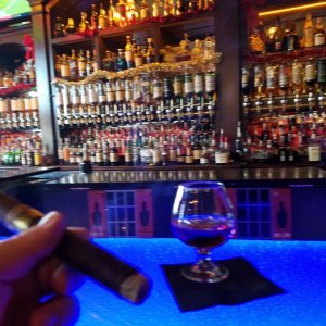 Corona Cigar Orlando Drew Estate Lounge