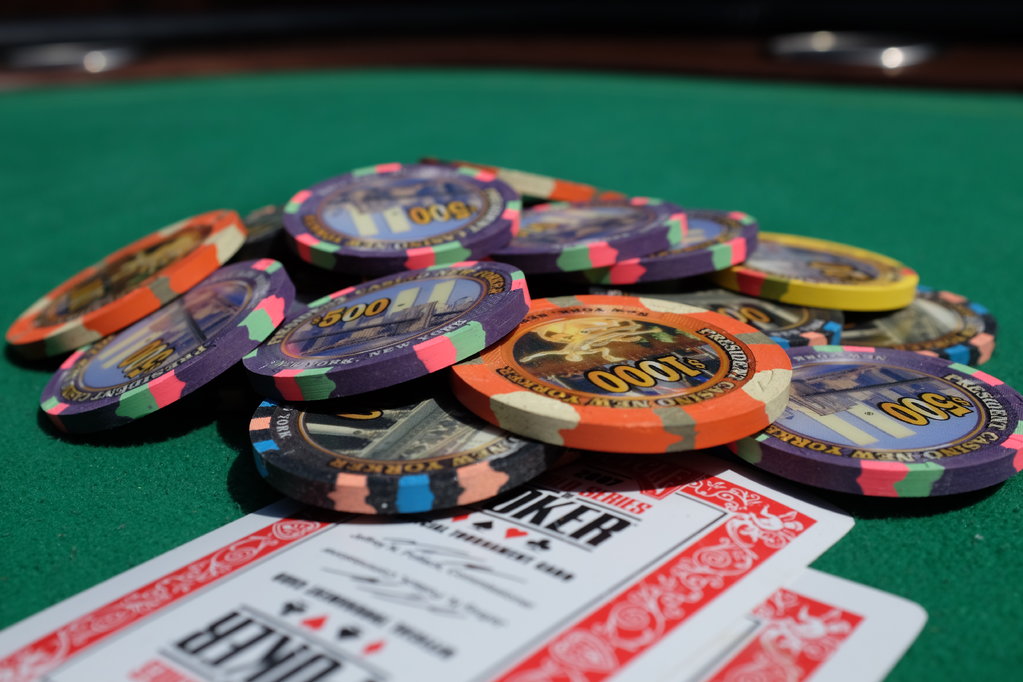 $20 / $100p / $500p / $1,000s