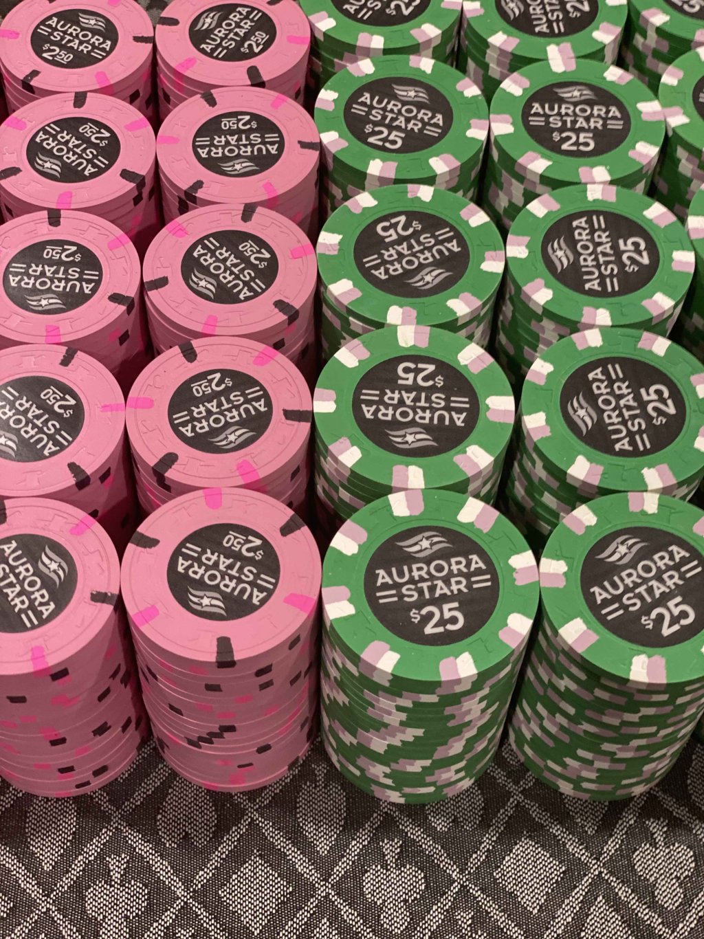 Aurora Star Pink Chip Limit Set 2.jpg