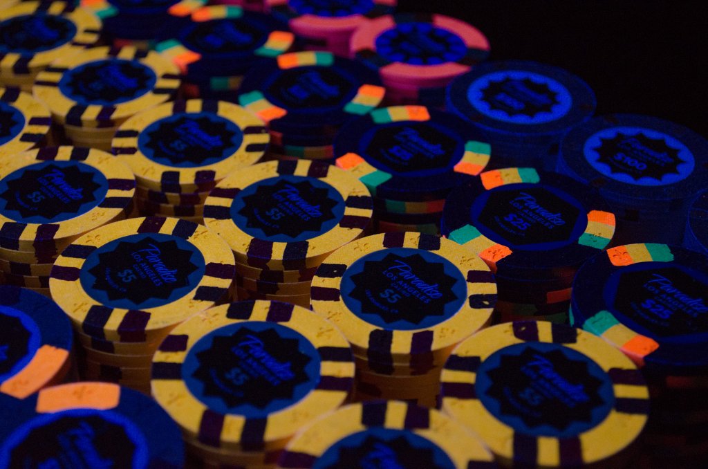 Barrels: Macro (Blacklight)