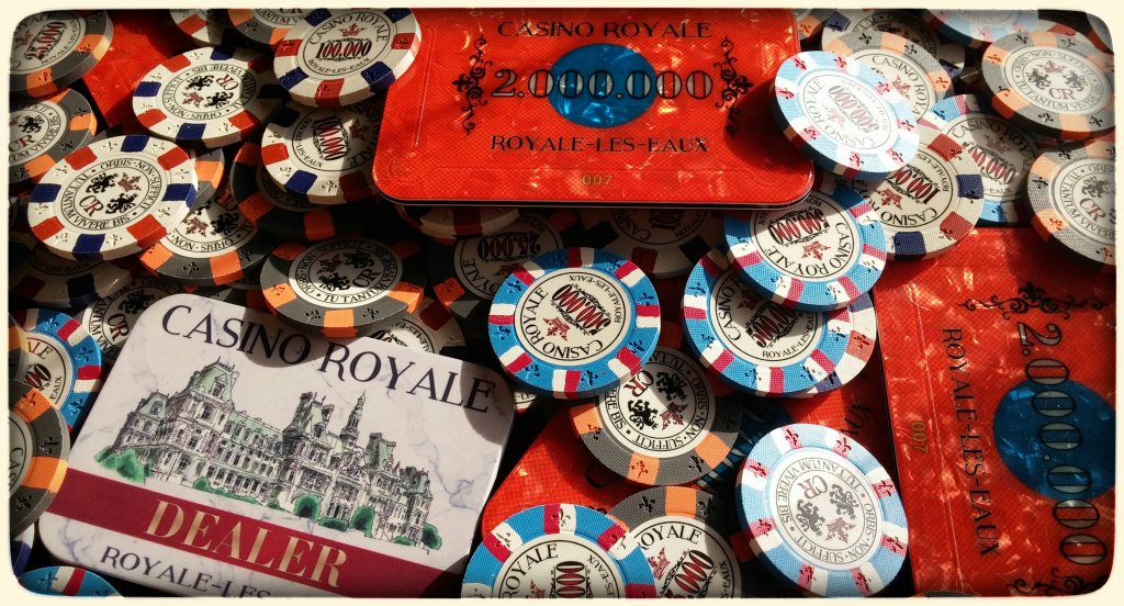 Classic Poker Chips - Casino Royale (Royale-les-Eaux)