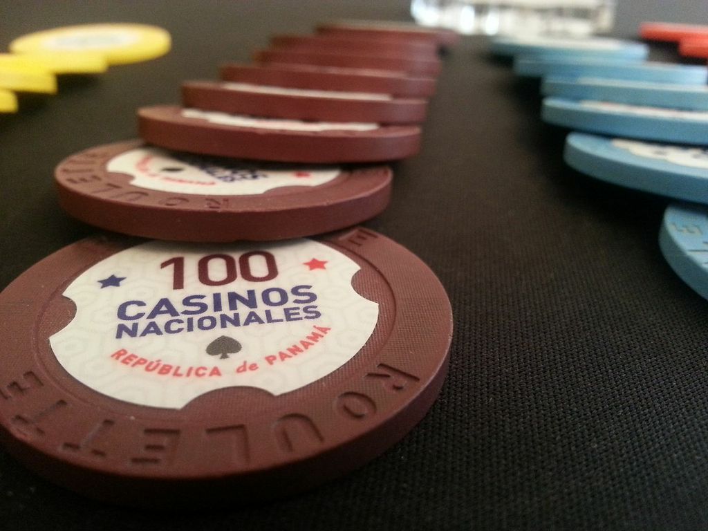 Custom Shaped Labels for Paulson Roullette