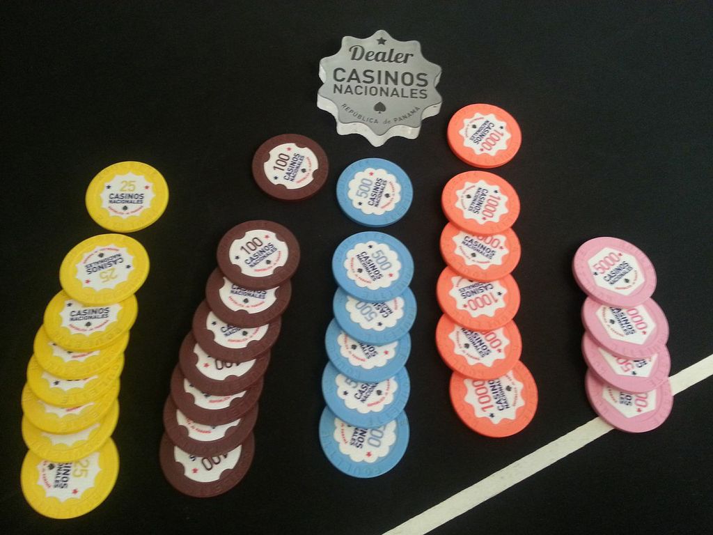 Custom Shaped Labels for Paulson Roullette
