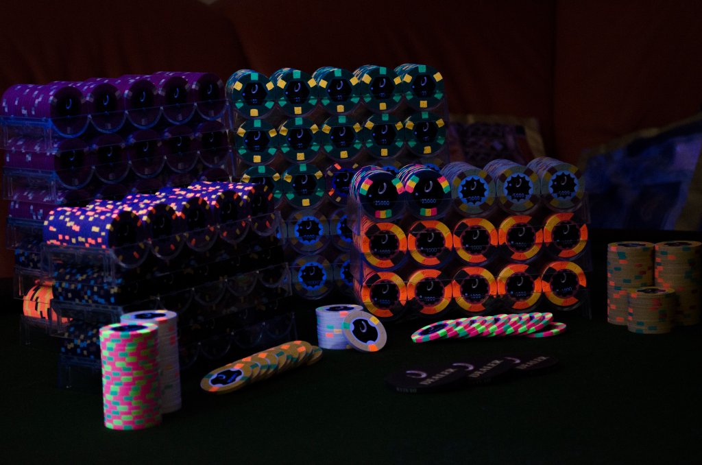Decorative: Overview (Blacklight)