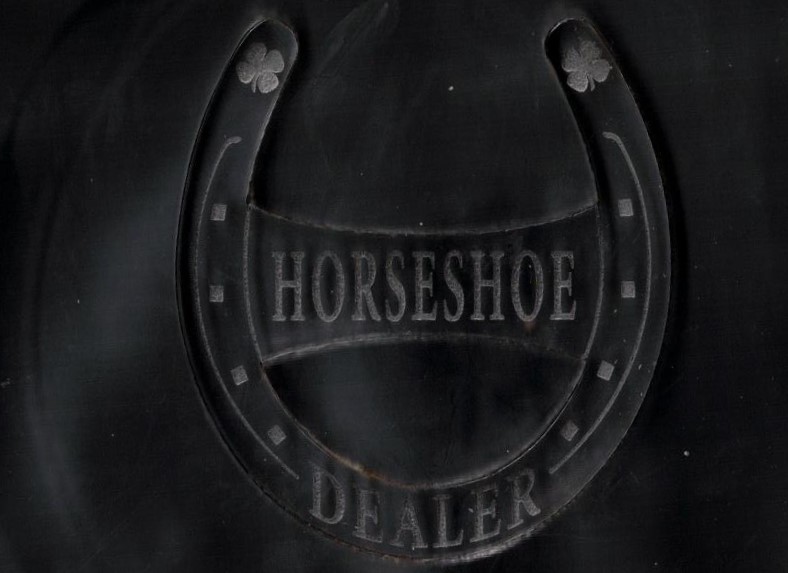 HORSESHOE-ACRYLIC.jpg