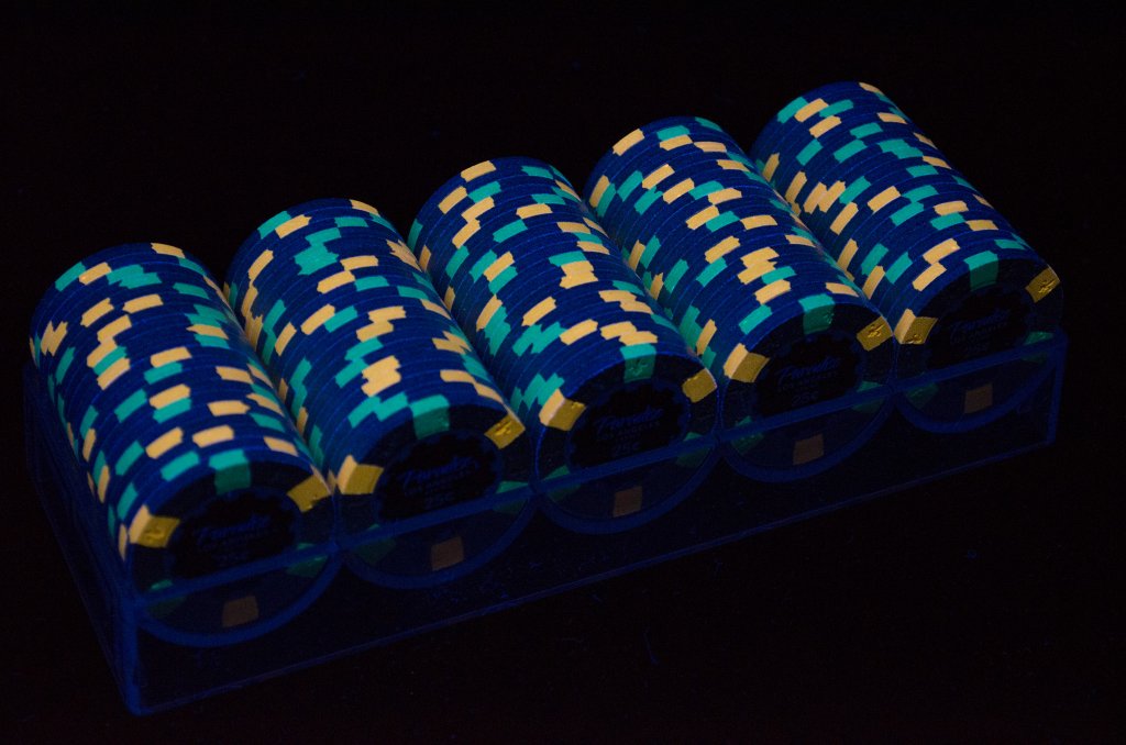 Rack: 25¢ (Blacklight)
