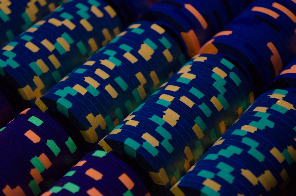 Racks: Zoom (Blacklight)
