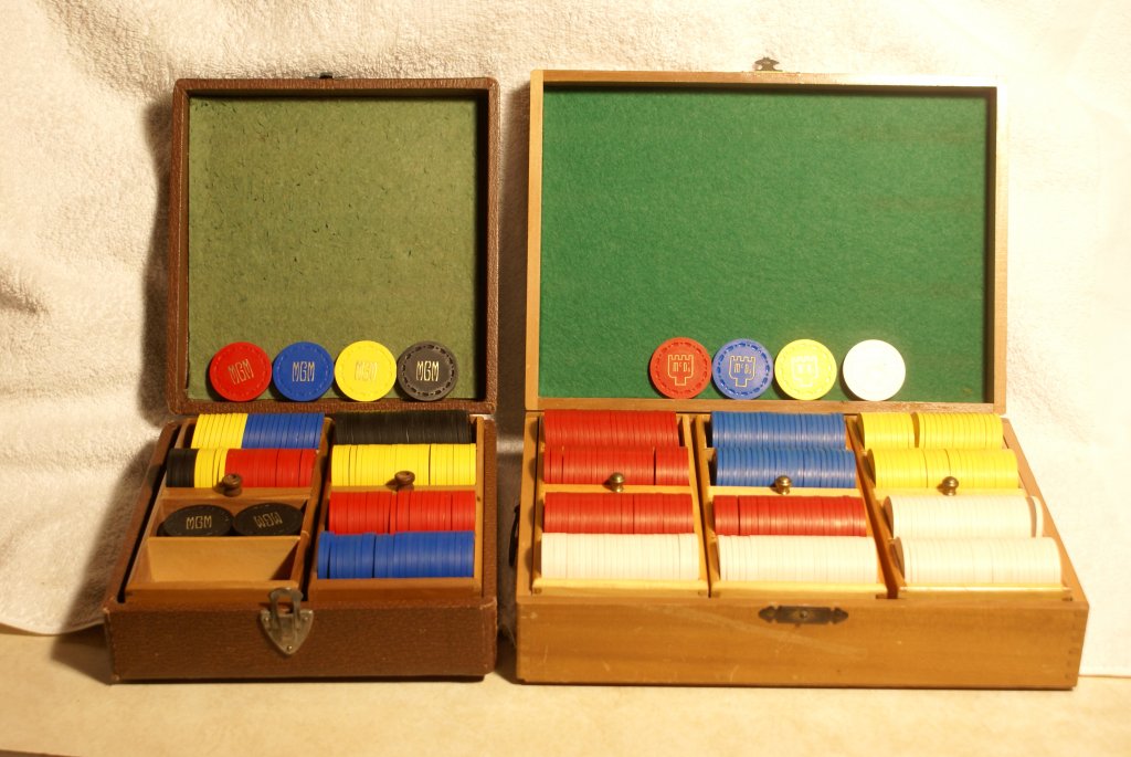 TRK's Small Crown - 460 chips, two sets