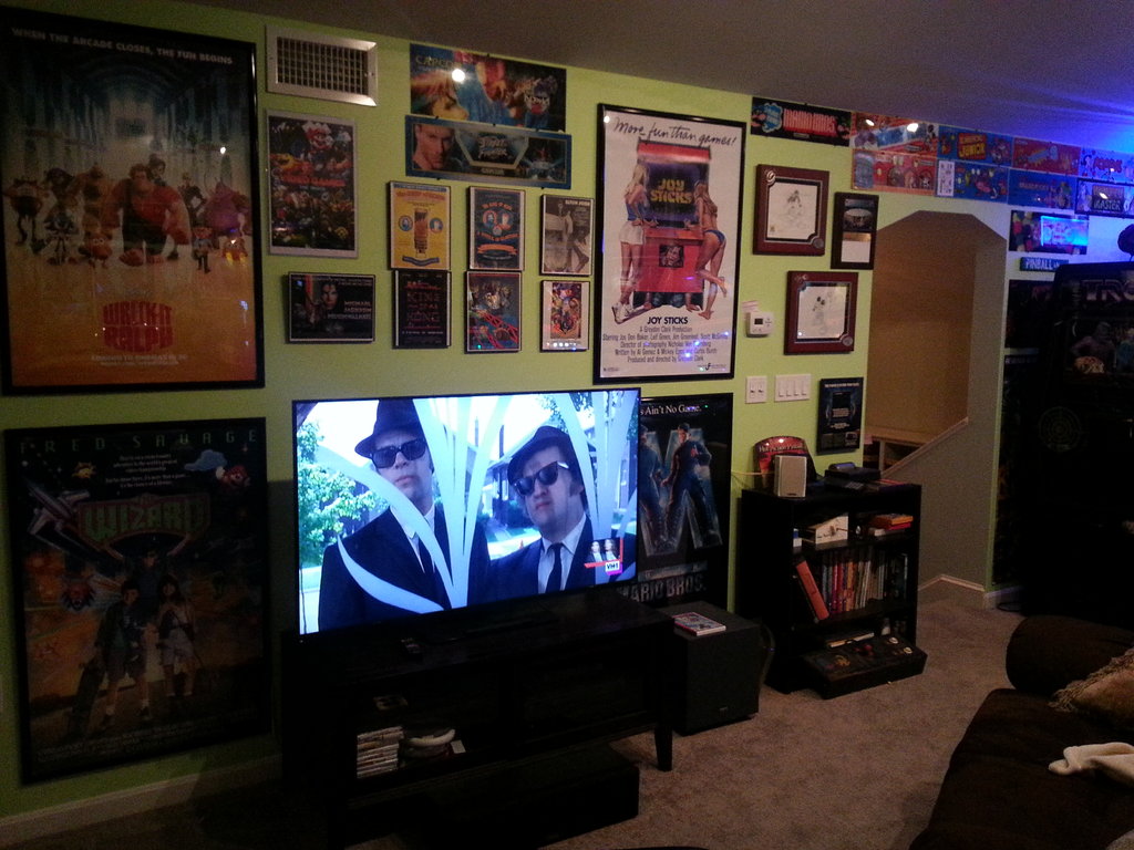 Tv_wall