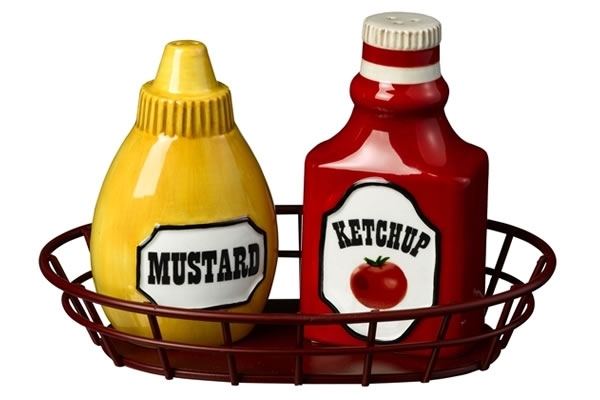 Ketchup-and-Mustard-Salt-Pepper-Shakers_39102-l.jpg